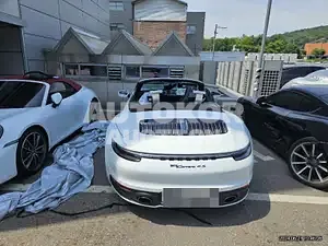 2021, Porsche / 911, 20123 км., gas