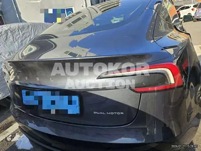 2025, Tesla / Model 3, 40000 км., electric