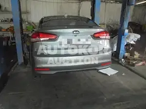 2017, BMW / Z1, 90000 км., gas, 1591 куб.см.
