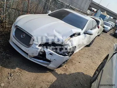 2015, Jaguar / XF, VIN: SAJAA06J3FDU54313, 111698 км., diesel