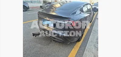 2024, Tesla / Model 3, 28105 км., electric, 230 куб.см.