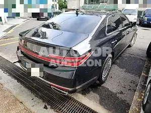 2021, Genesis / G90, 50000 км., gas, 3342 куб.см.