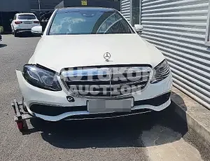 2019, Mercedes-Benz / E 300, VIN: WDDZF4KB5KA672196, 59800 км., gas, 1991 куб.см.