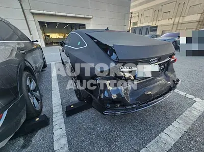 2021, Audi / A7, 76272 км., gas, 2995 куб.см.
