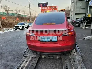 2020, Tesla / Model 3, 50000 км., electric
