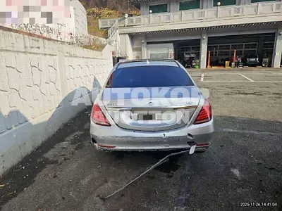 2016, Mercedes-Benz / S 500, 141936 км., gas
