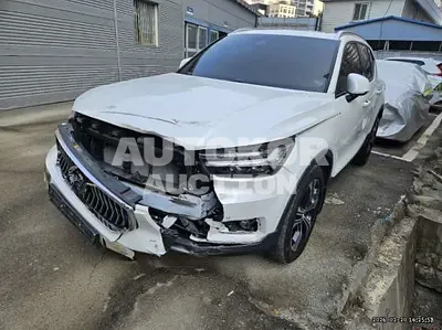 2022, Volvo / XC40, VIN: YV1XZK92CN2745232, 29362 км., gas