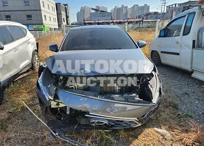 2020, Hyundai / Ioniq, VIN: KMHC851CGLU209203, 61803 км., hybrid