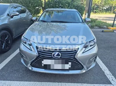 2016, Lexus / ES 300, 76048 км., hybrid