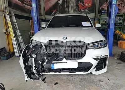 2022, BMW / 740, VIN: WBATB4109N9M27092, hybrid