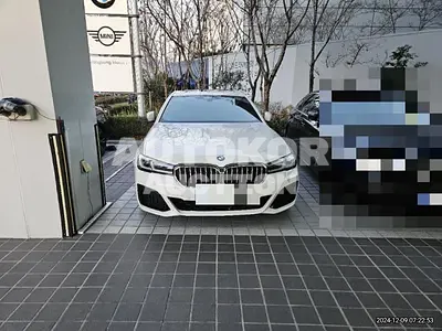2022, BMW / 520, 31351 км., gas