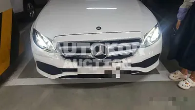 2016, Mercedes-Benz / E 200, 120327 км., gas