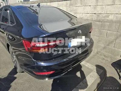 2021, Volkswagen / Jetta, 23518 км., gas, 1400 куб.см.