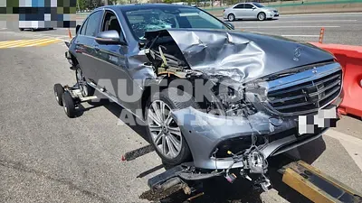 2018, Mercedes-Benz / e400, 100701 км., gas, 2996 куб.см.