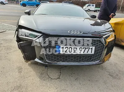 2017, Audi / R8, VIN: WUAZZZFX0H7901574, 19001 км., gas