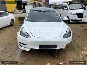2022, Tesla / Model 3, VIN: 5YJ3E1EB4NF307047, electric