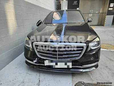 2019, Mercedes-Benz / S 560, 64752 км., gas