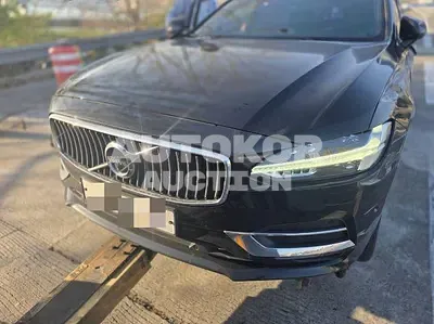 2017, Volvo / S90, 92000 км., gas, 1969 куб.см.