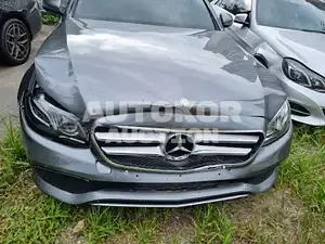 2016, Mercedes-Benz / E 220, 39238 км., diesel