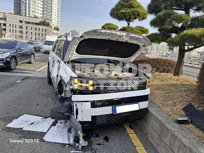 2024, Hyundai / Santa FE, VIN: KMHP5811DRU021513, hybrid
