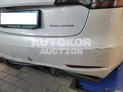 2021, Tesla / Model 3, 12464 км., electric