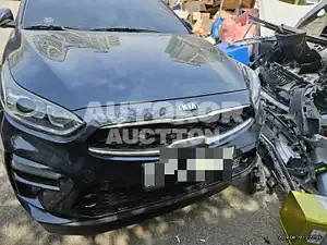 2019, BMW / Z1, 24000 км., gas