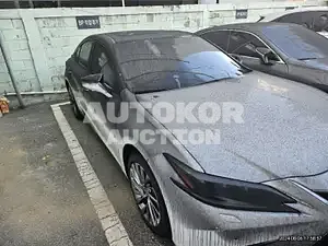 2024, Lexus / ES 300, 202 км., hybrid