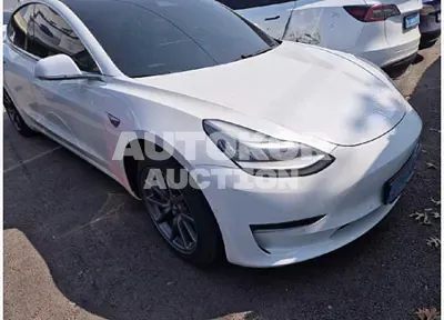 2020, Tesla / Model 3, VIN: 5YJ3E1EB4LF648784, 93172 км., electric