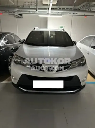 2015, Toyota / RAV4, 208984 км., gas