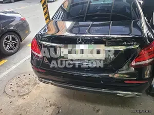 2017, Mercedes-Benz / E 300, VIN: WDDZF4KB8HA256412, 68883 км., gas