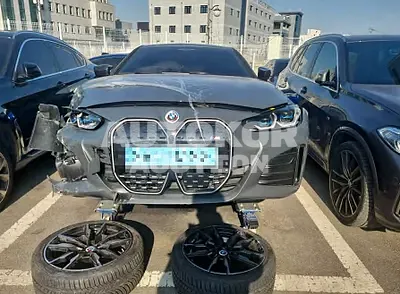 2023, BMW / i4, VIN: WBY31AW02PFN62270, electric