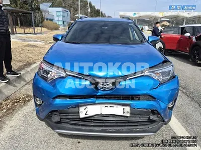 2017, Toyota / RAV4, VIN: JTMDJREV4HD066465, 206832 км., hybrid