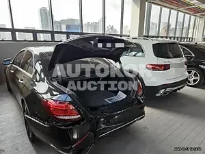 2019, Mercedes-Benz / E 300, VIN: WDDZF4JB1KA595263, 68181 км., gas