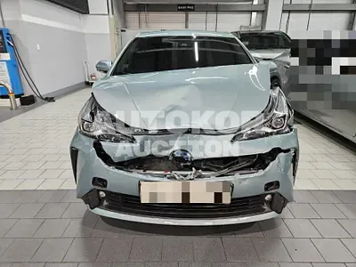 2022, Toyota / Prius, 16407 км., hybrid