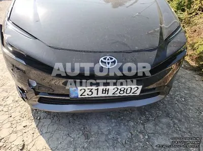 2024, Toyota / Prius, 5279 км., hybrid