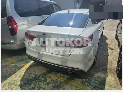 2016, BMW / B5, 136445 км., gas, 1999 куб.см.