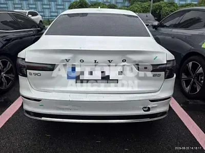 2025, Volvo / S90, 1766 км., gas