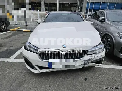 2023, BMW / 530i, 62250 км., gas