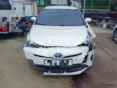 2016, Toyota / Prius, 207715 км., hybrid