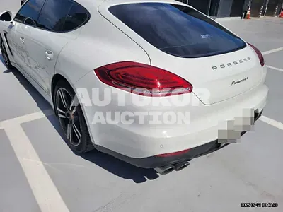 2015, Porsche / Panamera, 204788 км., gas