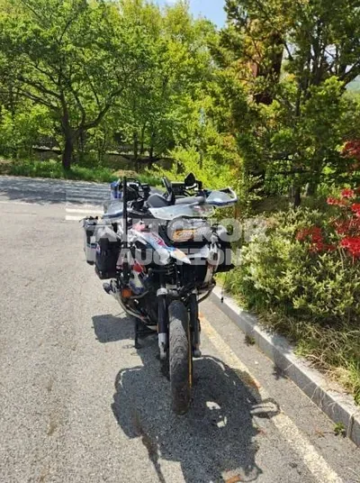 2021, BMW / 125, gas
