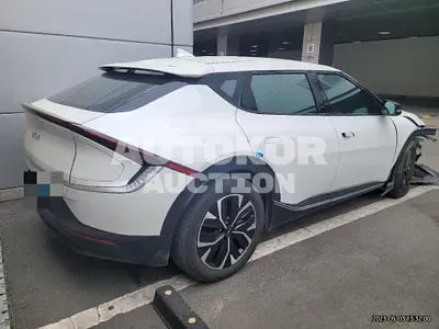2022, Kia / ev6, VIN: KNAC281CPNA048378, 20000 км., electric