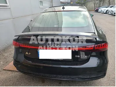 2022, Audi / A7, VIN: WAUZZZF23NN021118, 14447 км., gas