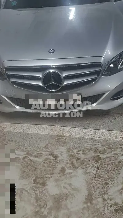 2015, Mercedes-Benz / E 220, 130678 км., diesel