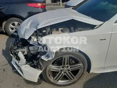 2016, Audi / A4, VIN: WAUZZZ8K2GN018274, 121963 км., diesel