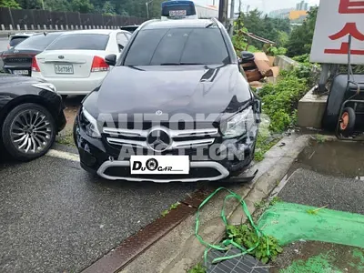 2019, Mercedes-Benz / GLC 350, VIN: WDC0G5EB3KF556350, 44417 км., hybrid
