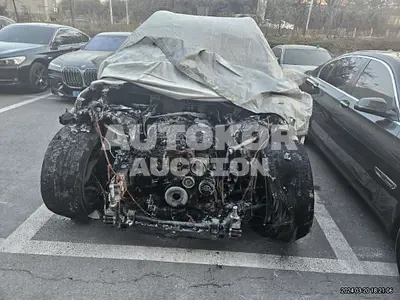 2022, BMW / 740, VIN: WBACW2109N9J61436, gas