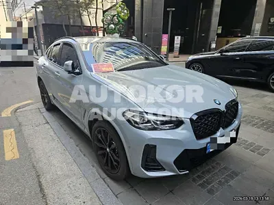 2025, BMW / X4, 1261 км., gas