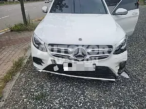 2018, Mercedes-Benz / GLC 350, 64200 км., hybrid, 2000 куб.см.