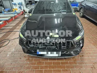 2024, Audi / A3, 2423 км., gas